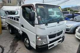 2013 Mitsubishi canter