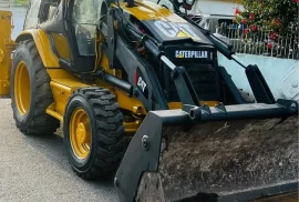 CAT BACKHOE