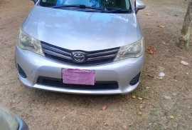Toyota axio 2013 AC CD player lady Drive excellent