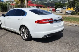 2013 Jaguar xf