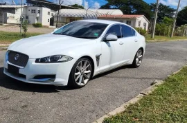 2013 Jaguar xf