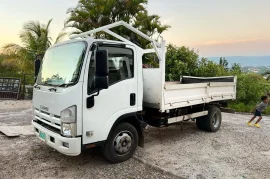 2011 Isuzu 6 Tonne Tipper truck