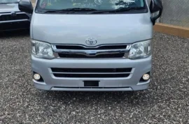 Toyota Hiace GL