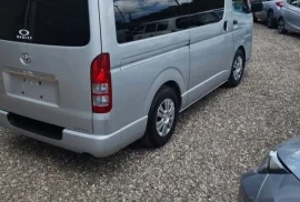 Toyota Hiace GL