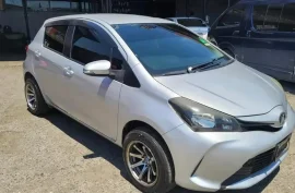 2015 Toyota vitz