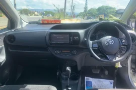 Toyota vitz 2018