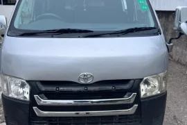 2015 HIACE BUS