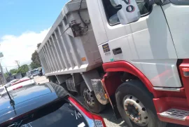 2011 Volvo Fm 32 Ton Tipper