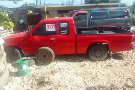 1990 mazda pick up