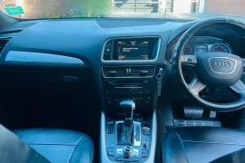 2016 BLACK AUDI Q5 WITH SUN ROOF