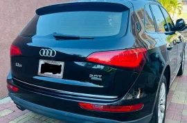 2016 BLACK AUDI Q5 WITH SUN ROOF