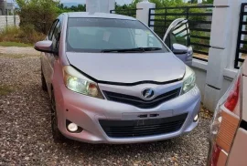 Toyota vitz 2012