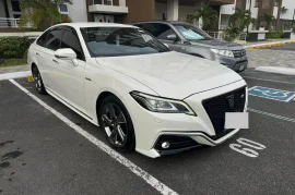 Toyota crown RS