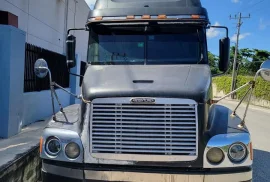 2000 freightliner century class 13 speed