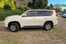 2012 Toyota prado super clean