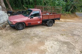 1988 Toyota pick up