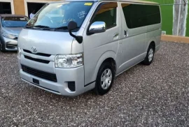 Toyota Hiace GL